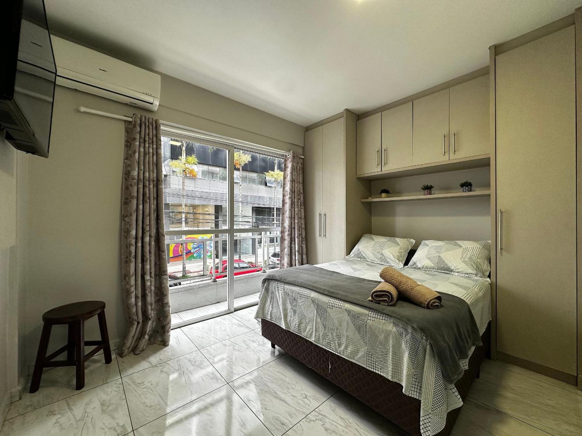 Ferienwohnung Ma01- Kitnet Com Ar | Vista Big Wheel | Garagem Balneário Camboriú Exterior foto