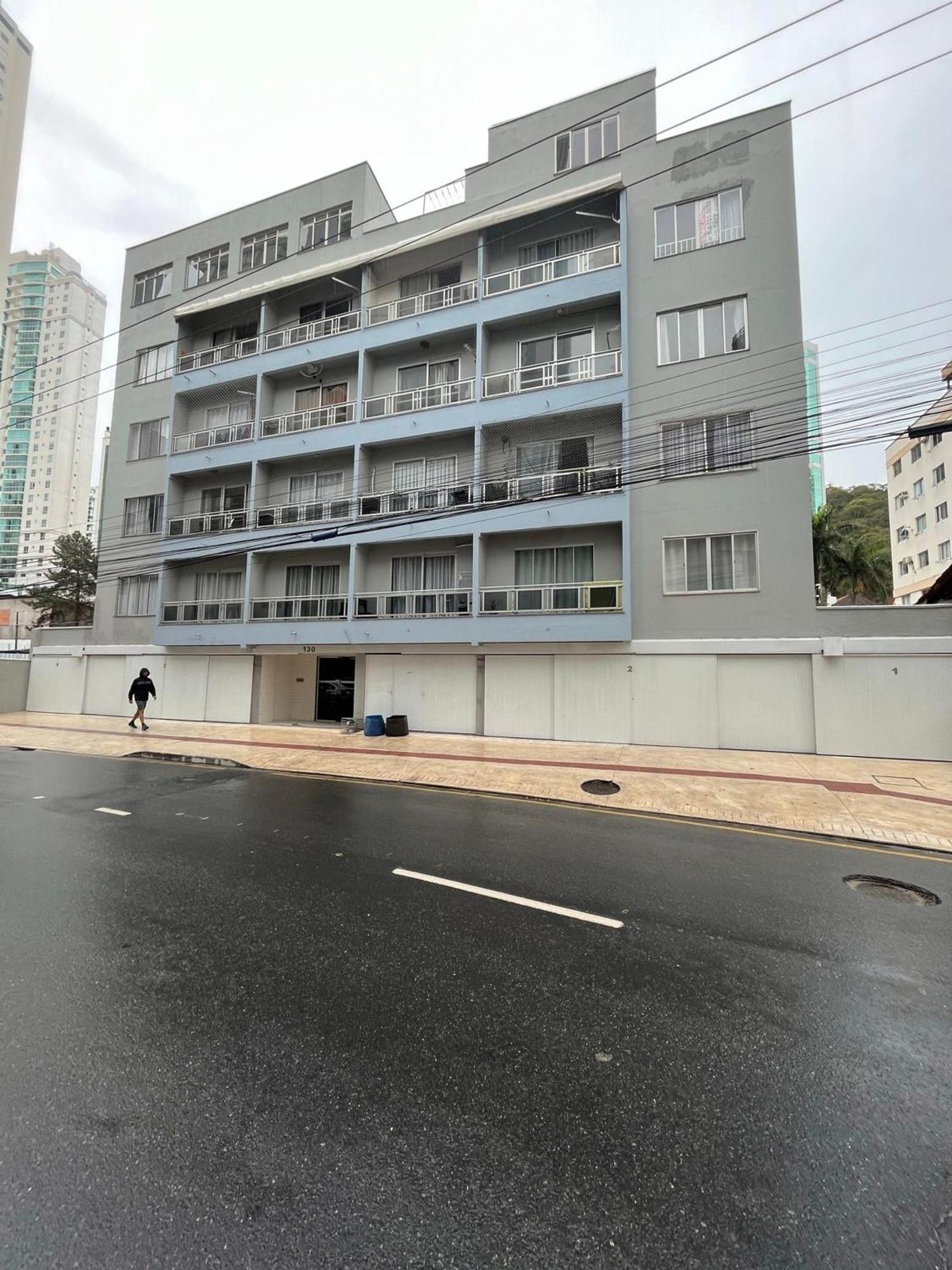 Ferienwohnung Ma01- Kitnet Com Ar | Vista Big Wheel | Garagem Balneário Camboriú Exterior foto